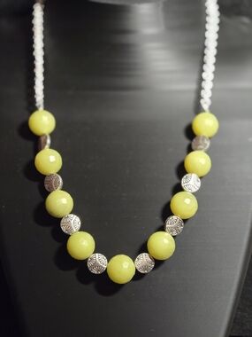 Faceted Lime Jade Necklace With Silver Tone Accent Beads